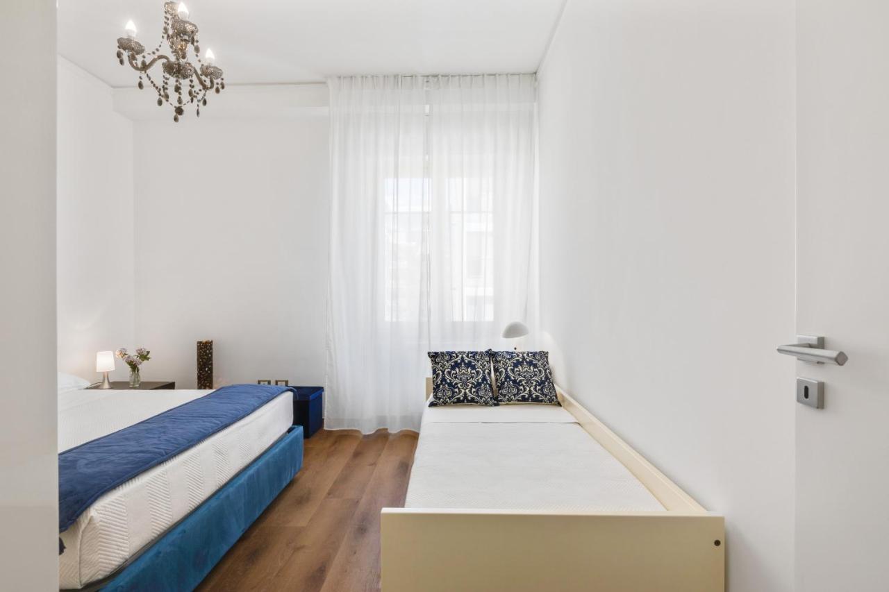 Residenza Dei Poeti - Roomy And Modern Flat Palermo Luaran gambar