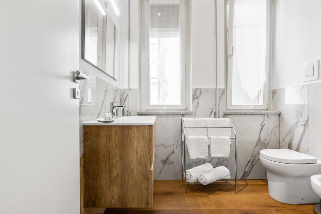 Residenza Dei Poeti - Roomy And Modern Flat Palermo Luaran gambar